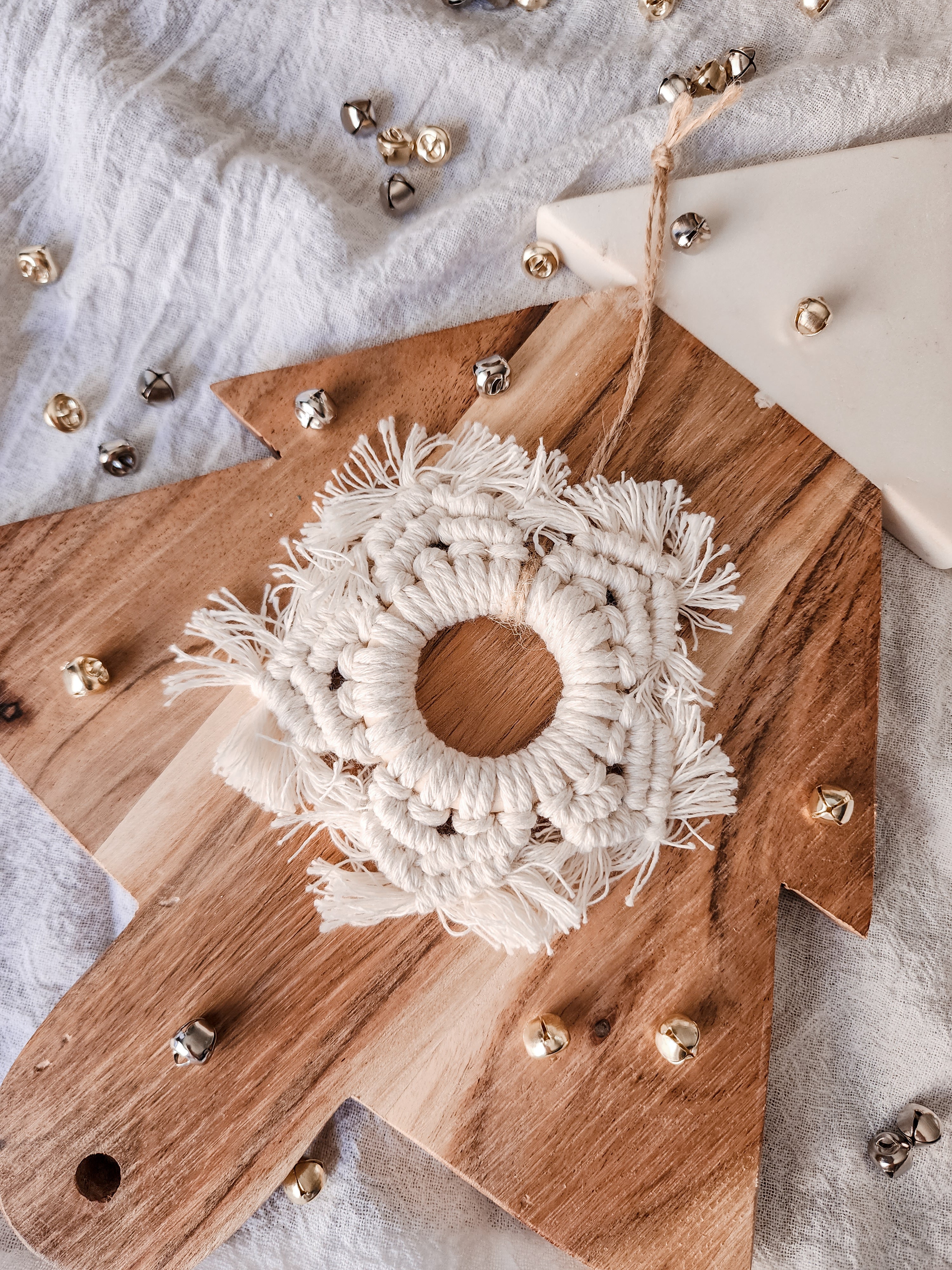 CHRISTMAS TREE ORNAMENT - MACRAME SNOWFLAKE