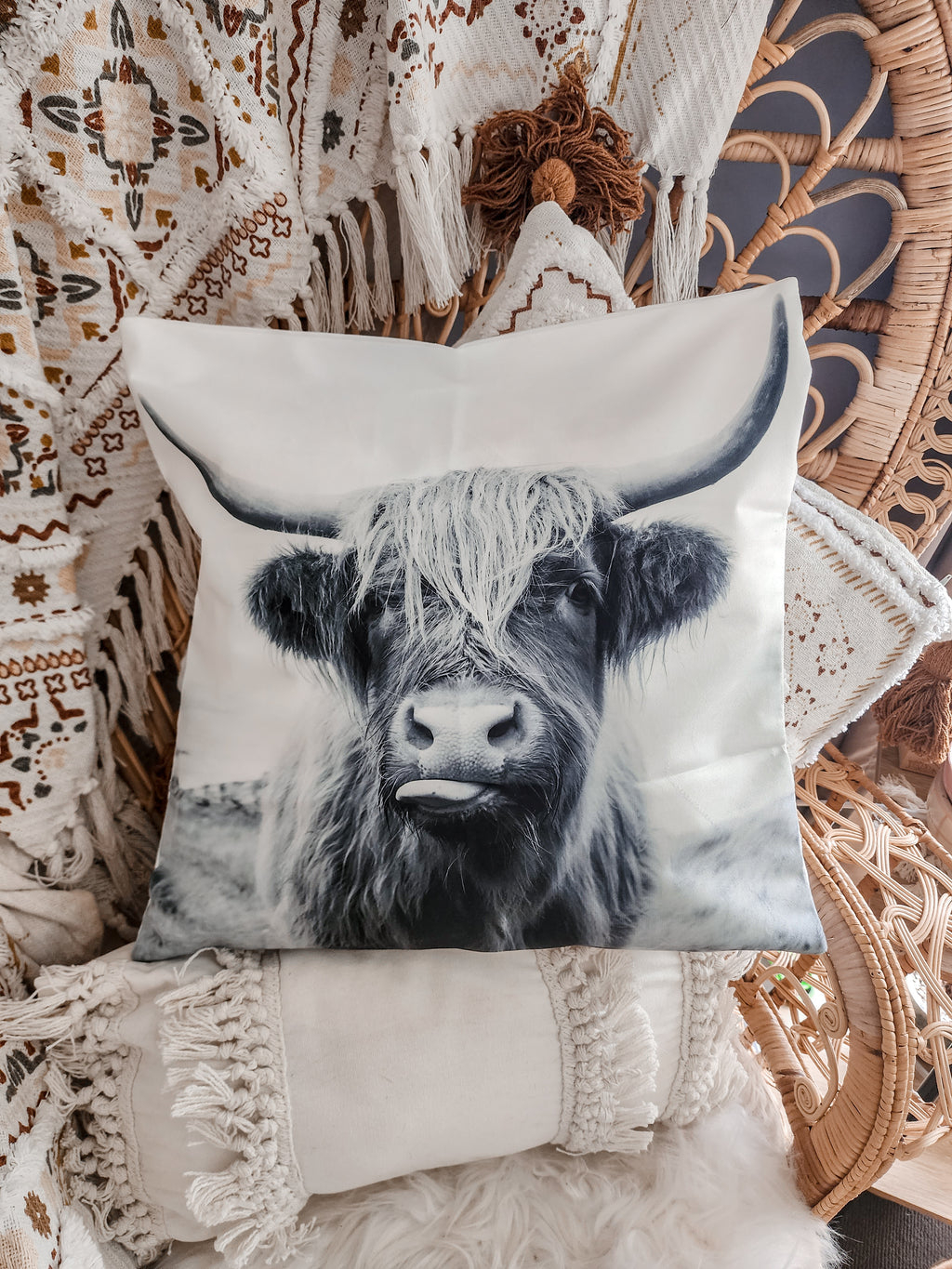 "MURPHY" HIGHLAND COW CUSHION COVER