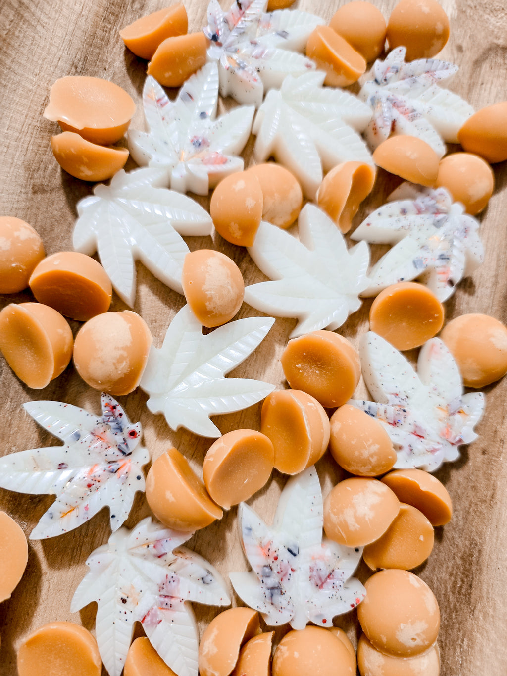 AUTUMN LEAVES - WAX MELT SCOOPIES