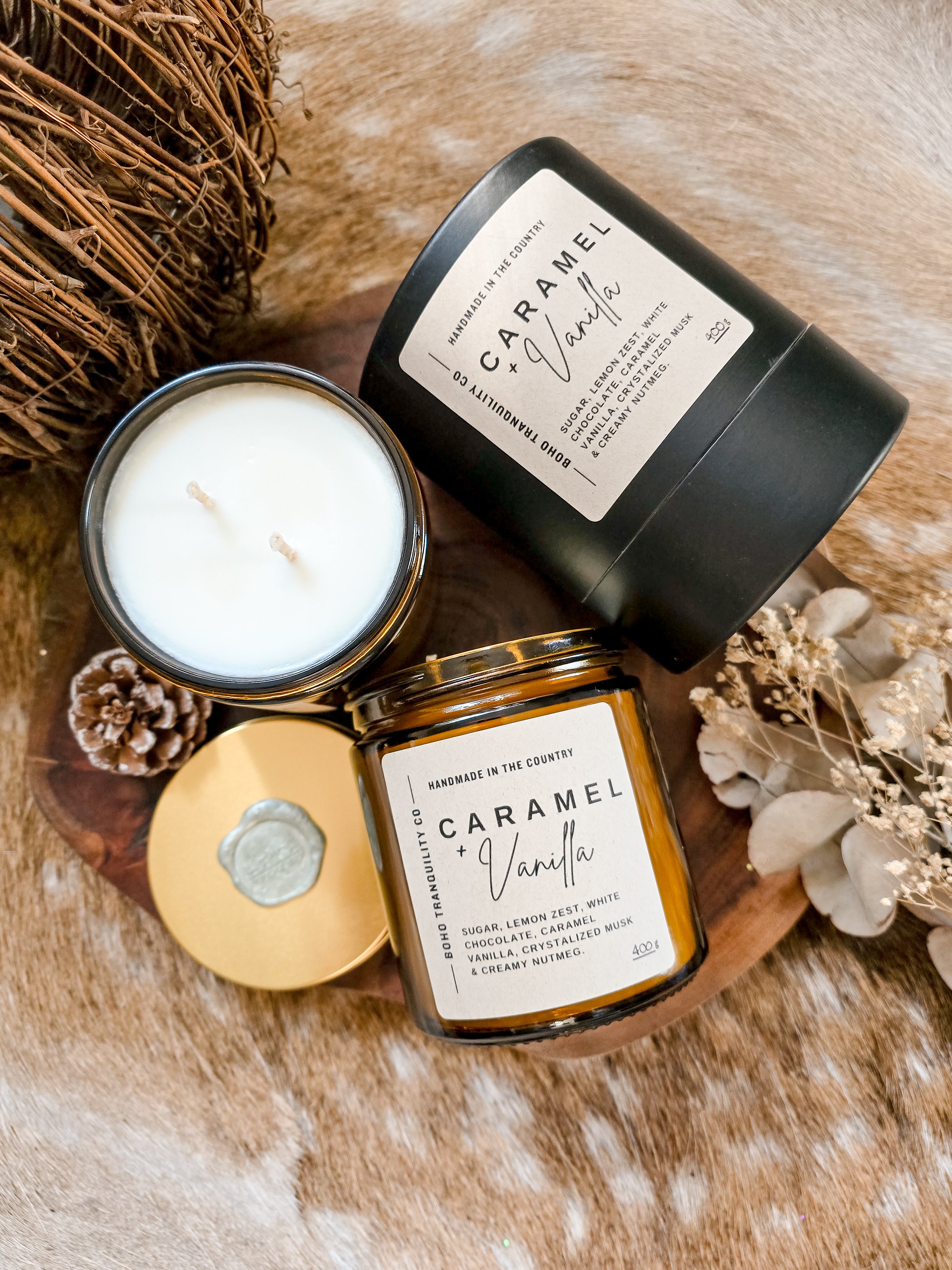 XL AMBER GLASS SCENTED CANDLE - CARAMEL VANILLA