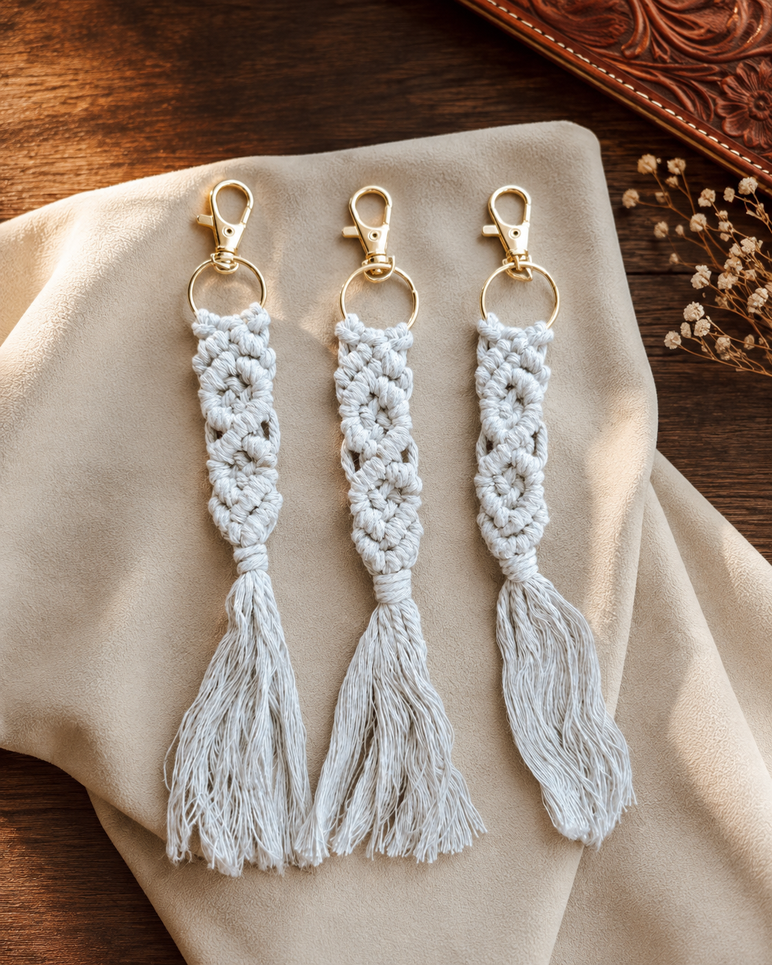 MACRAME KEYCHAIN - CELESTE