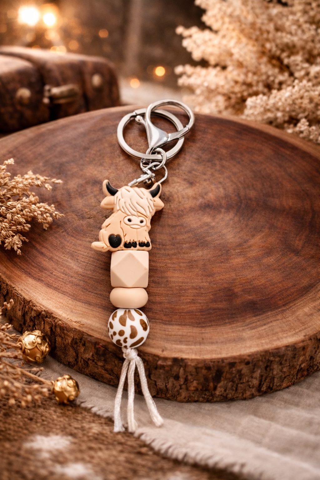 HIGHLAND COW BEADED WESTERN KEYCHAIN - SELENA