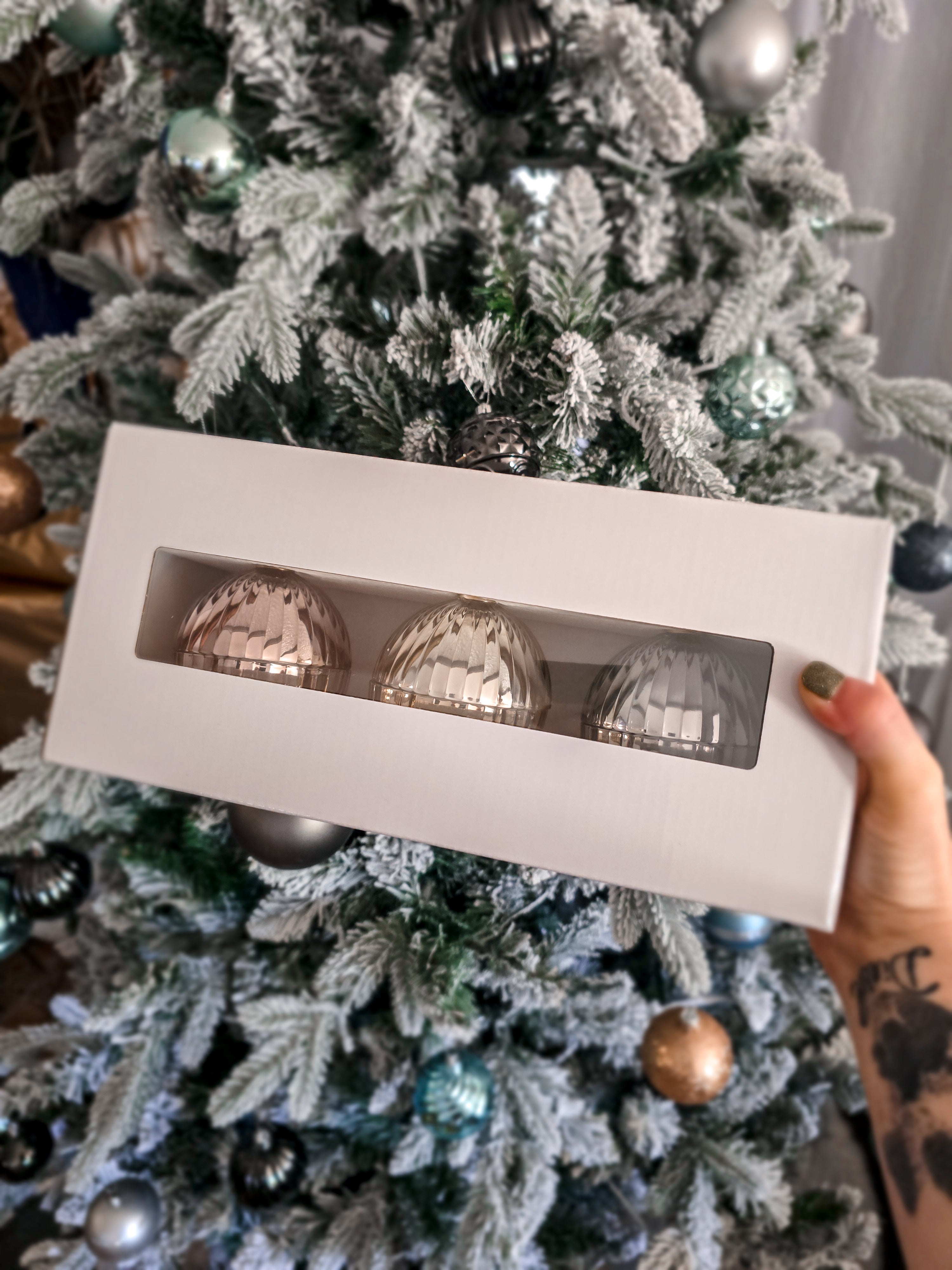 CHRISTMAS MINI BAUBLE SCENTED CANDLE - TRIO (box set)