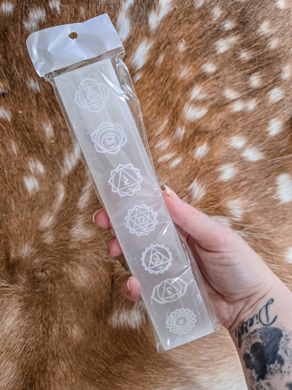 CHAKRA SELENITE CHARGING PLATE